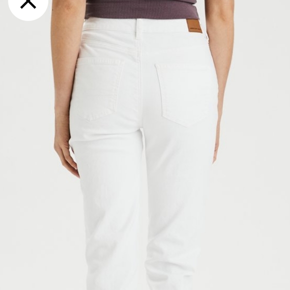 AEO WHITE CURVY MO. JEANS - Picture 1 of 12